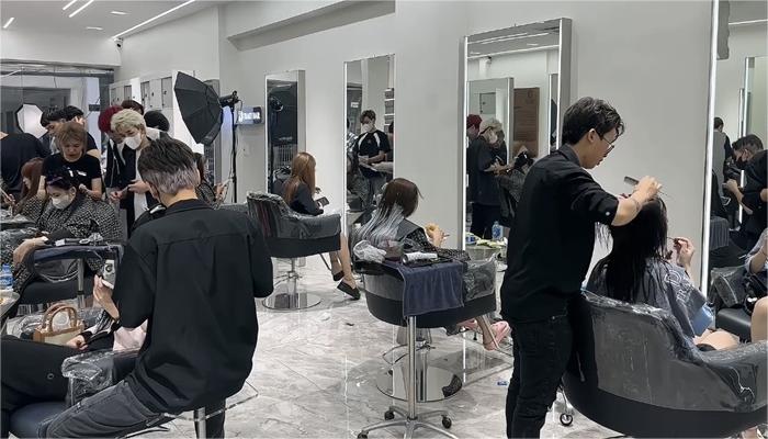 Salon cắt tóc tỉnh Khánh Hòa nam nữ, giá rẻ sốc
