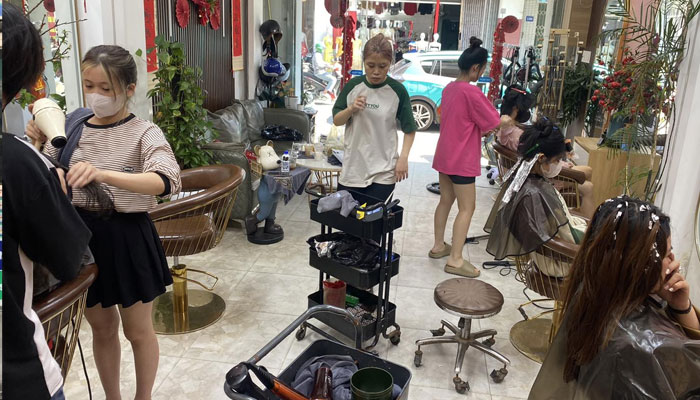 Salon Hoàng Hưng là tiệm cắt tóc nữ đẹp ở Huế
