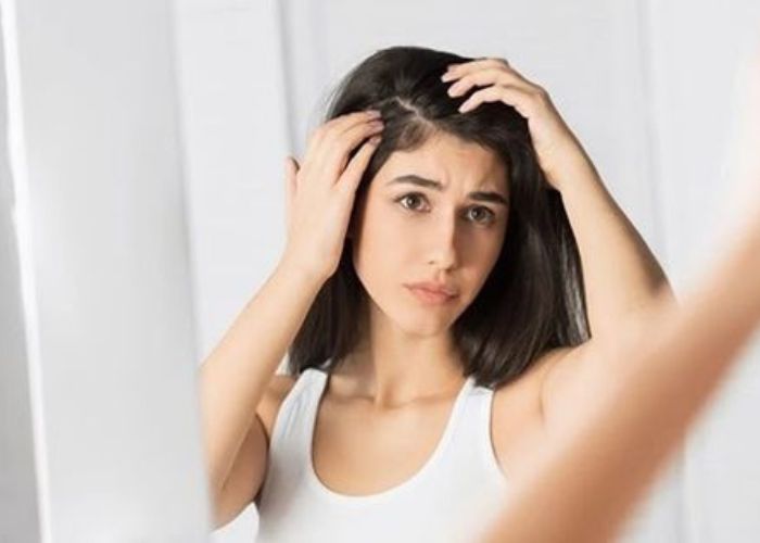 Ở cử bao lâu thì được cắt tóc? Có nên kiêng cắt tóc sau sinh?