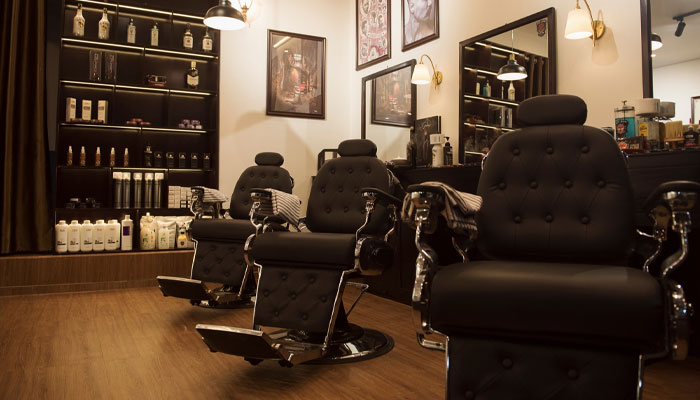 The Copper Barber Shop là tiệm cắt tóc đẹp ở Huế