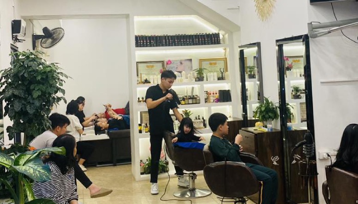 Tiệm cắt tóc gần đây ở Lào Cai