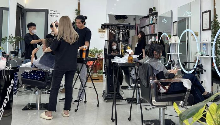 tiệm cắt tóc nữ lâm đồng gần đây nhất