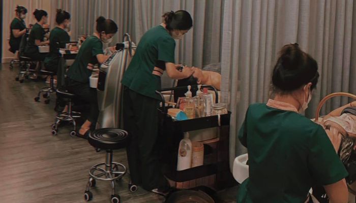 tiệm cắt tóc nữ ở tại quận tân phú