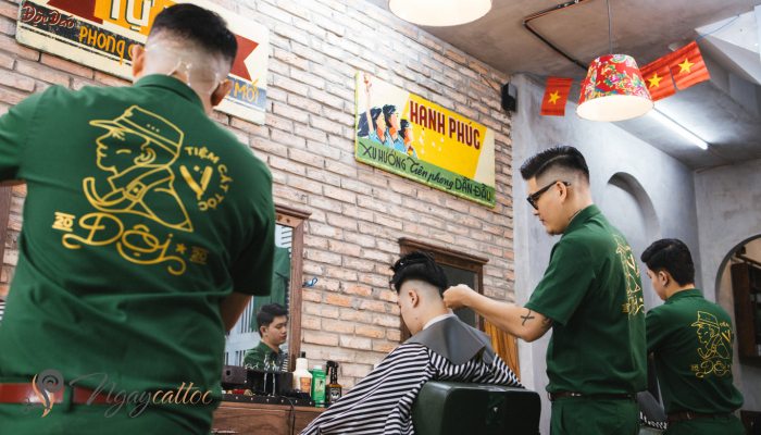 tiệm cắt tóc quận 10