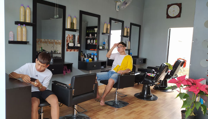 Tóc Đẹp Nhật Hào là salon tóc ở Đắk Lắk
