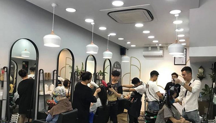 tiệm cắt tóc đẹp Bình Định
