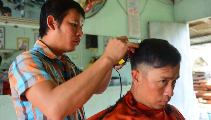 Tiệm cắt tóc đẹp ở Bình Định đông khách