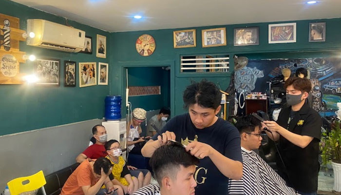 Tiệm cắt tóc Trà Vinh